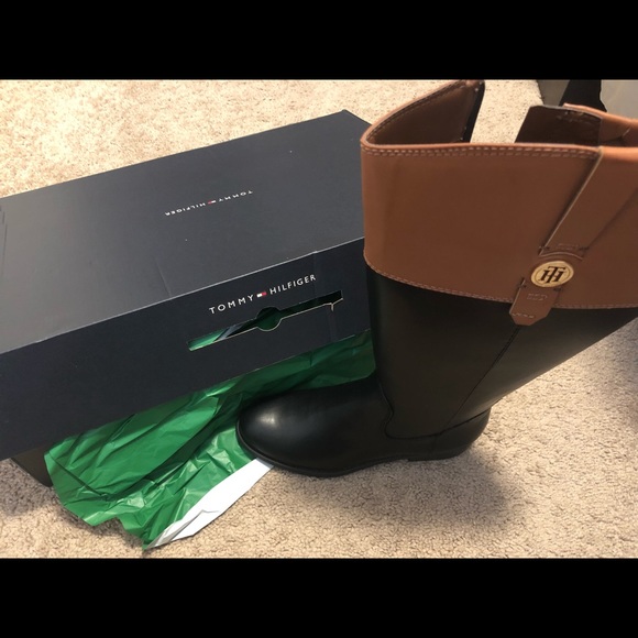 Tommy Hilfiger boots - Picture 8 of 8